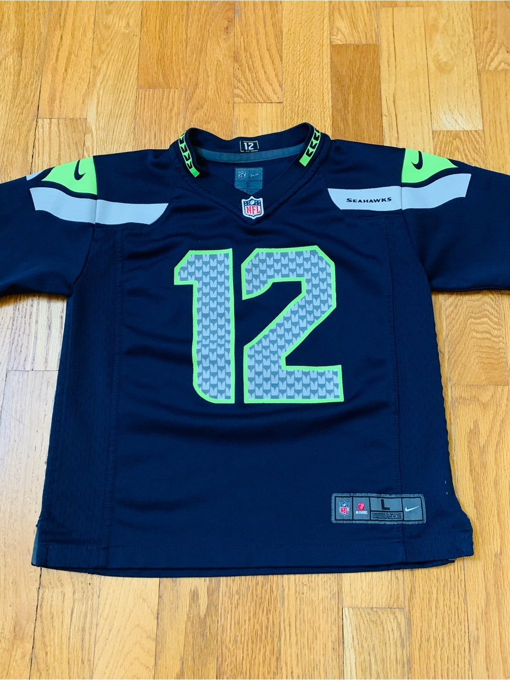 Kids Size M Nike #12 Fan Seattle Seahawks Navy Jersey $110 Paid